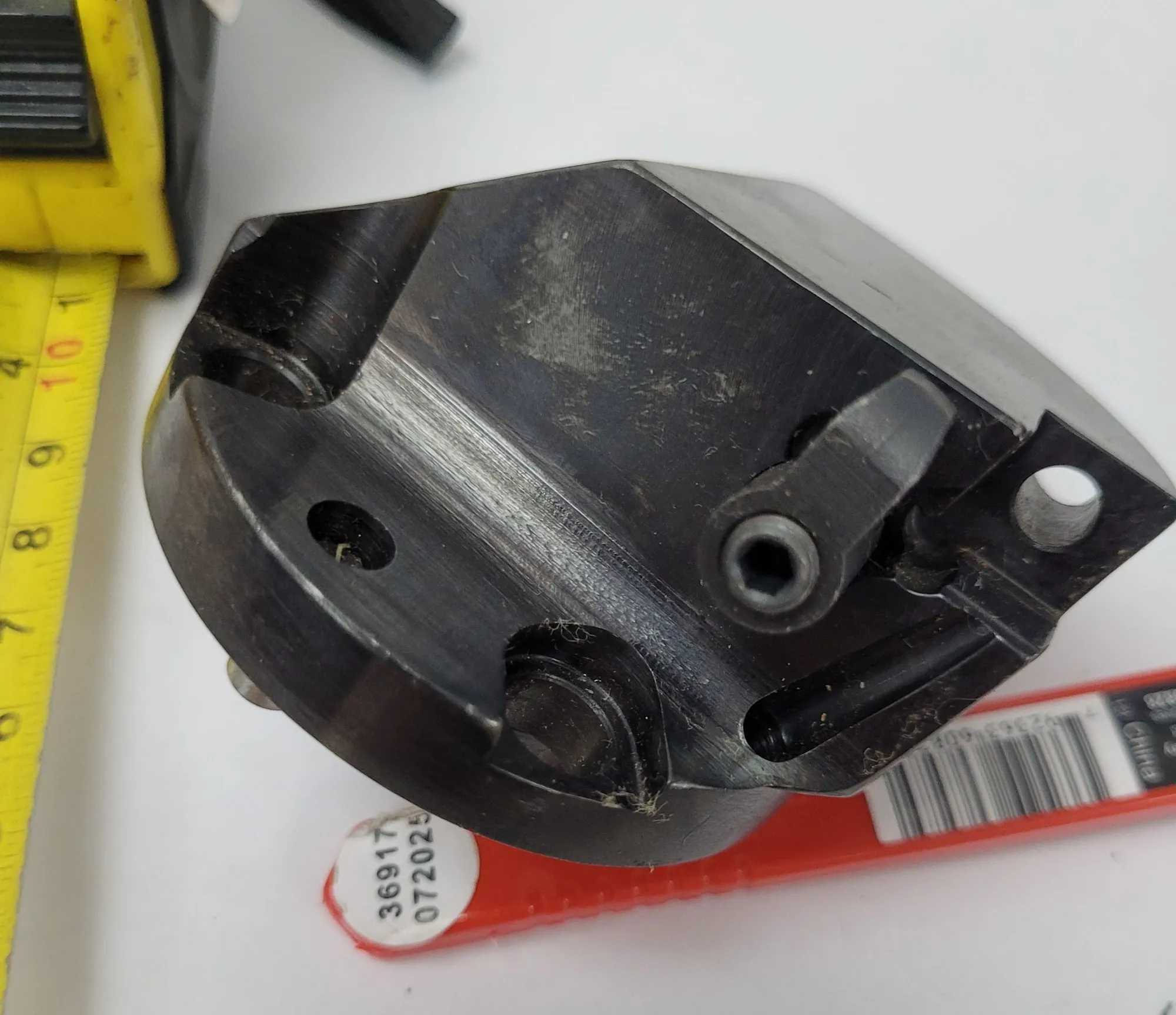 KENNAMETAL INDEXABLE BORING HEAD 1203CF5, 1.5” BORE END, 2.5” OD, 2” OAL - MACHINING TOOLING & PARTS