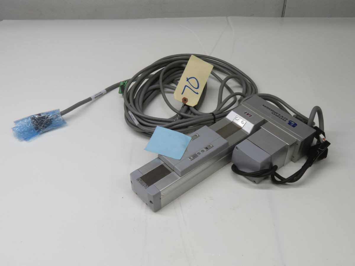 IAI RCS2-SA7R-WA-60-8-100-T2-X06-ML ROBO CYLINDER T267618 - SERVO