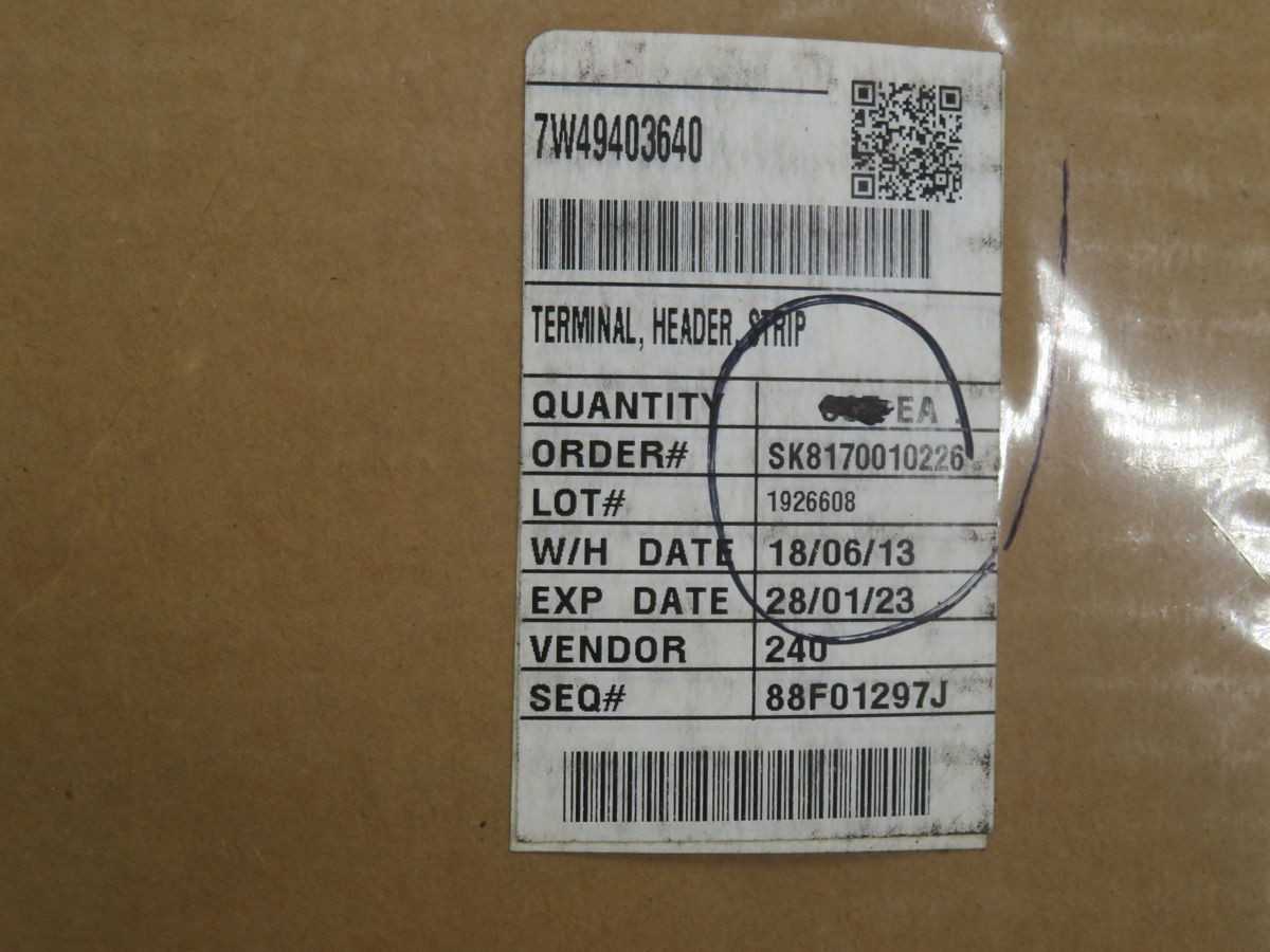 LOT OF 680 25-1218-04 7W49403-640 TERMINAL HEADER STRIP T262484 - TERMINAL BLOCKS
