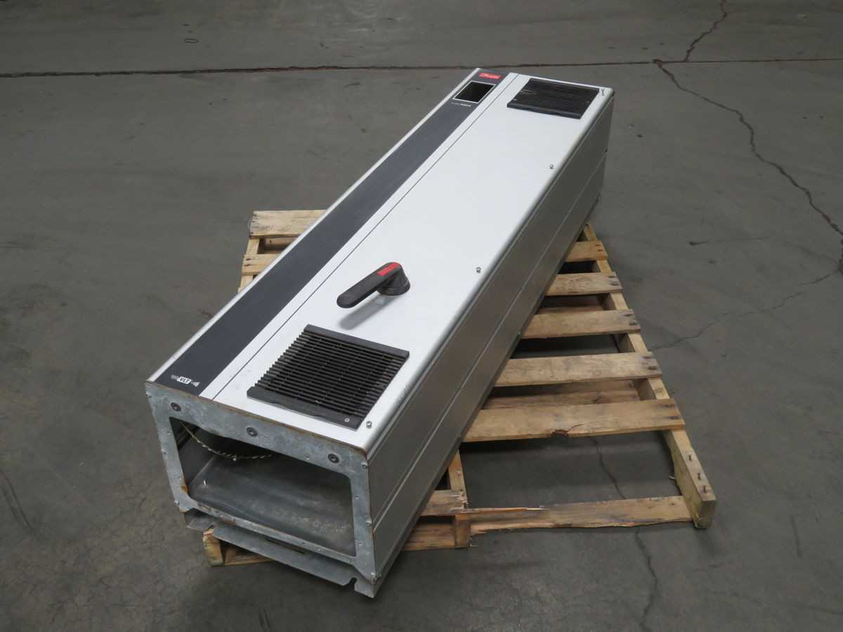DANFOSS VLT8302AT4C54PDR0DLF00A00C0 FREQUENCY DRIVE, 30 KW POWER, 60A OUTPUT, 380-480V INPUT - AC VFD DRIVES