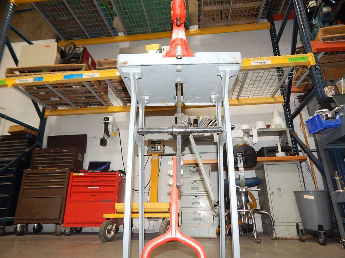 EYELETS KP-36 KOCK PRESS - PRESSES