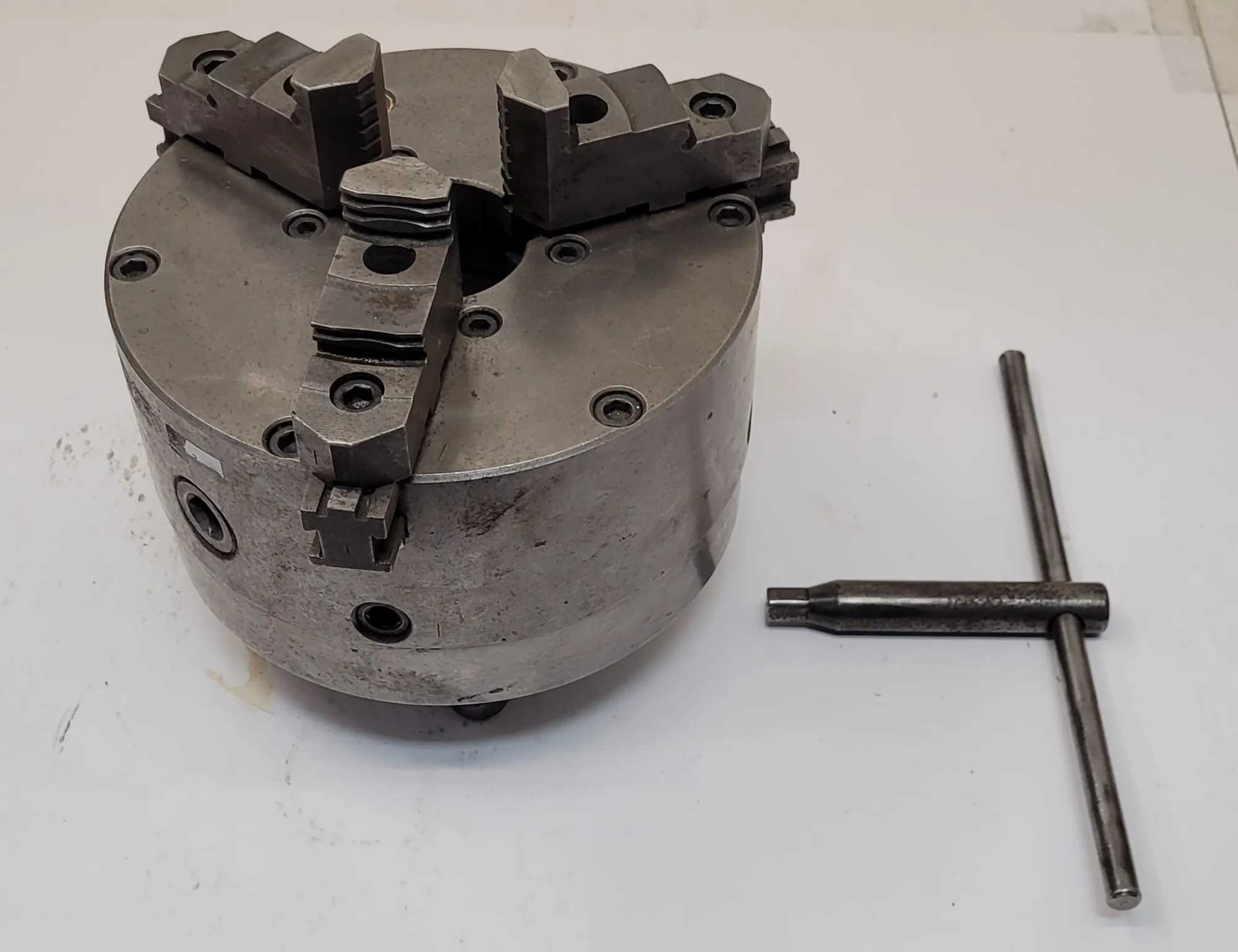 BTC 8" SELF-CENTERING MANUAL LATHE CHUCK, 3 JAW, D1-6 MOUNT - MACHINE TOOLING