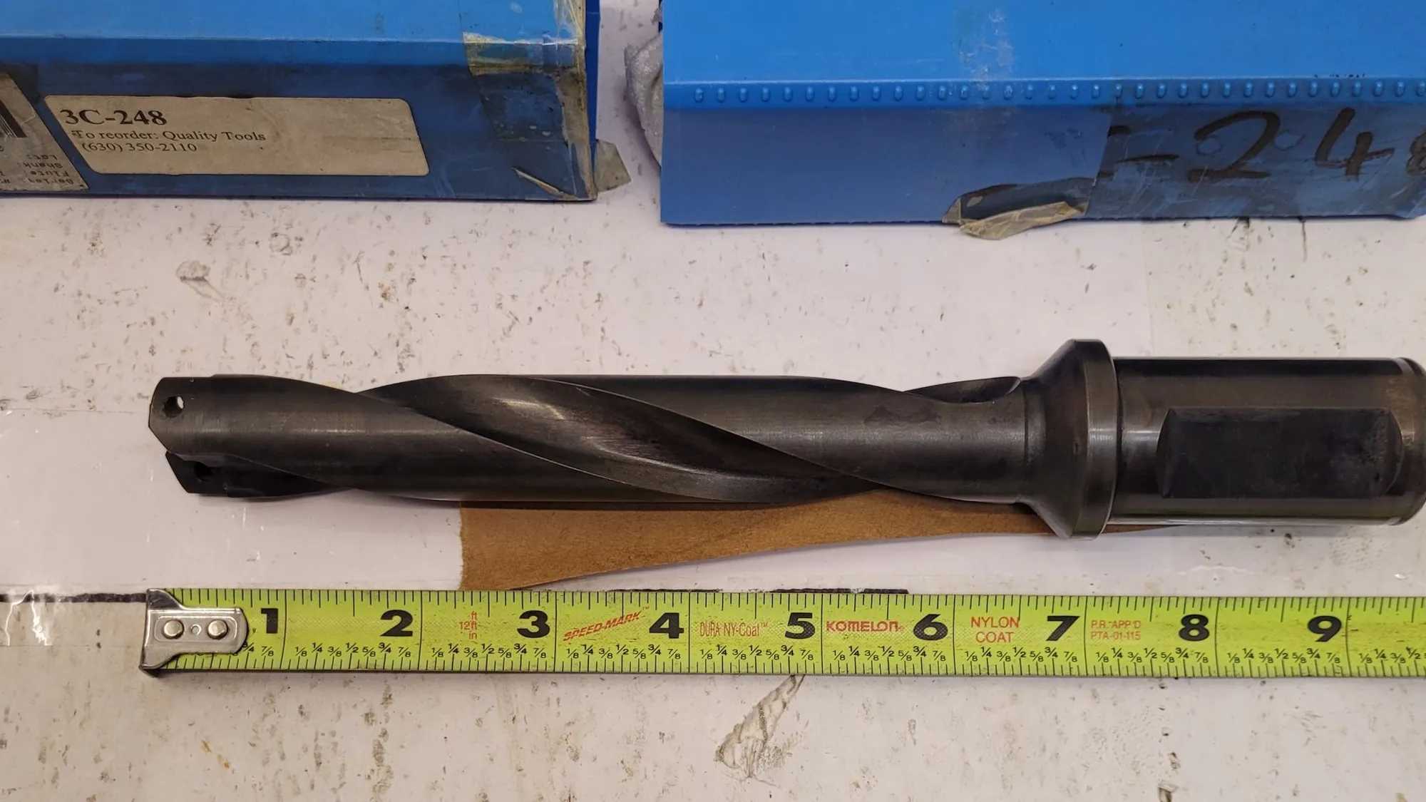 ALLIED MACHINE & ENGINEERING AMEC #2 TA INT INDEXABLE DRILL 23020H-125F, HELICAL FLUTE, 1-1/4" SHANK - MACHINING TOOLING & PARTS