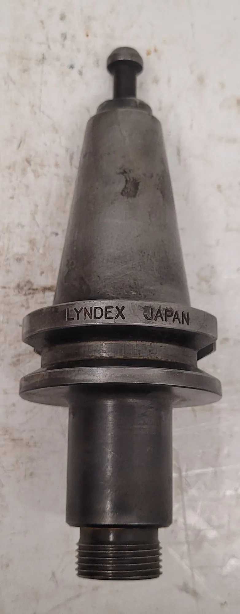 LYNDEX CAT 30 TOOL HOLDER 16MM BORE HOLE/27MM BODY DIA/2.5IN PROJECTION - MACHINING TOOLING & PARTS