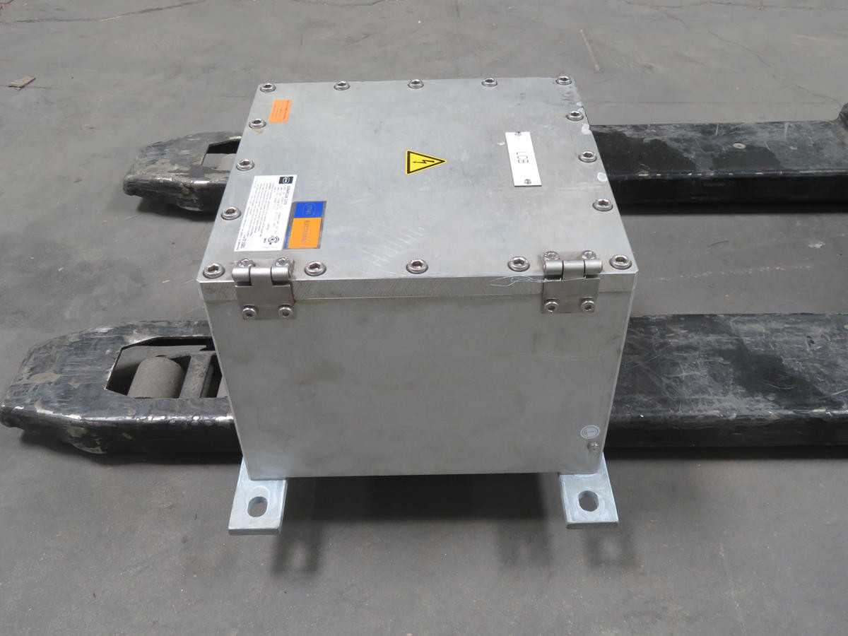 AUMUND 8264/6224-3210 ENCLOSURES, CLASS I, DIV 1, GR B, C, D RATING, NEMA 3, 4X, 7, 9 RATING - ELECTRICAL ENCLOSURES