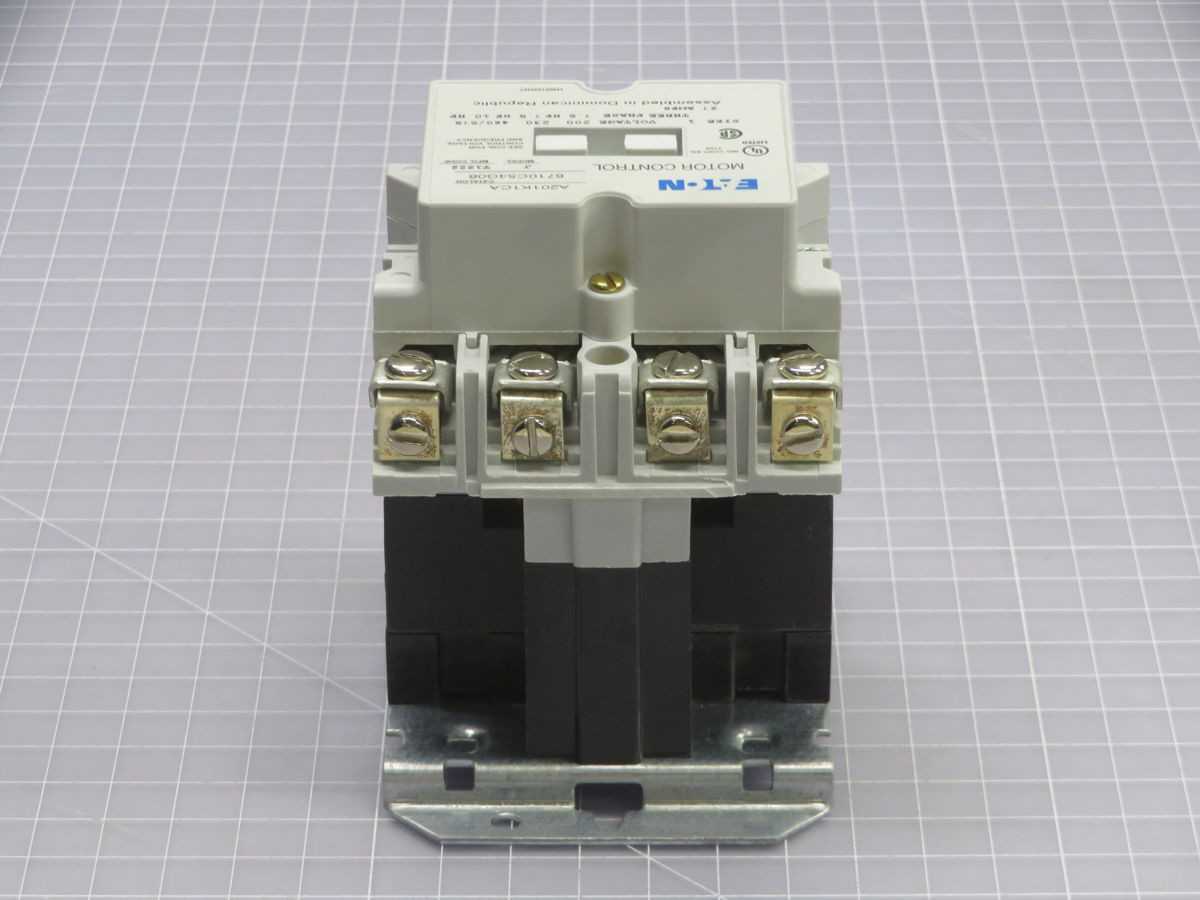 EATON A201K1CA CONTACTORS, NEMA SIZE 1, 3-POLE, 27A, COIL 120V/110V, 3-PHASE 10HP, 1-PHASE 3HP - CIRCUIT BREAKERS