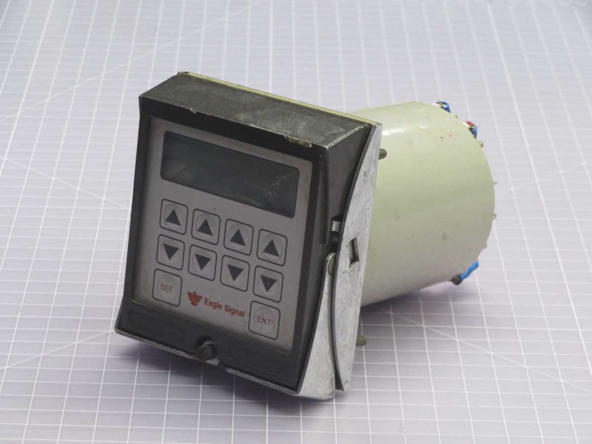 Eagle Signal CX302B6 Timer Counter T264345 - Reliable Timing Solution - ELECTRICAL TIMERS