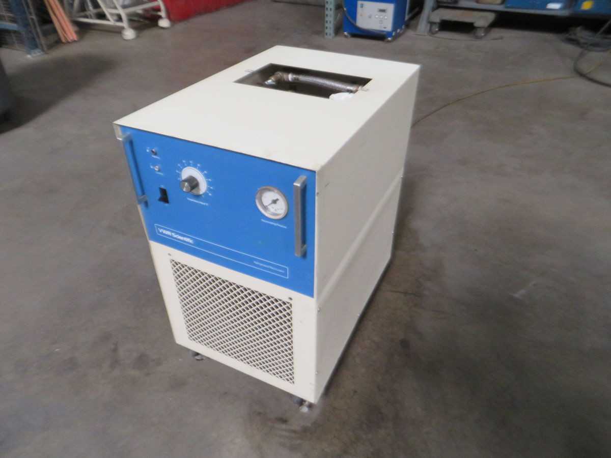 VWR Scientific 1172 Refrigerated Recirculator - LAB & SCIENTIFIC