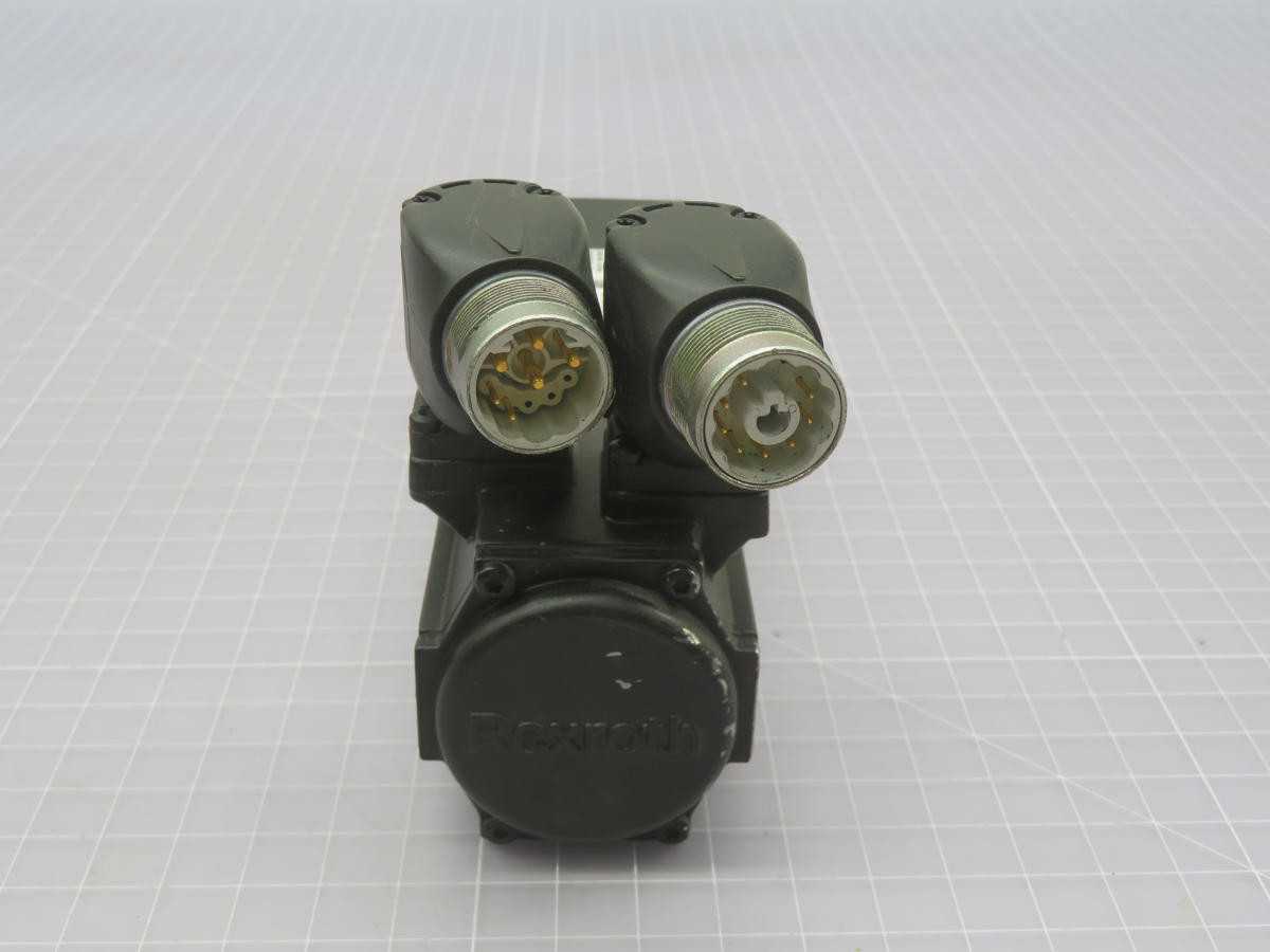 REXROTH MSK030C-0900 SERVO MOTOR, 9000 RPM, 600V, 0.3 NM TORQUE, IP65 PROTECTION - SERVO