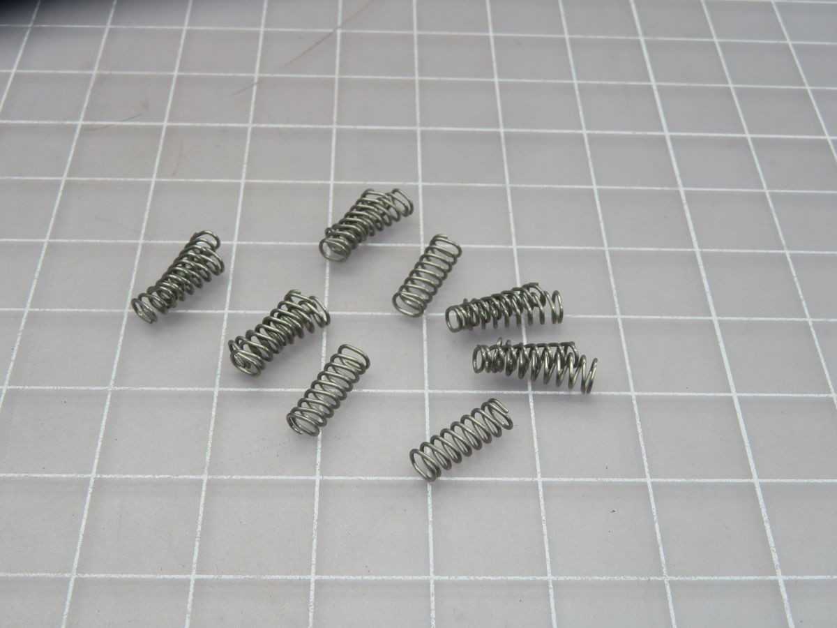 Lot Of 400 CommScope 1681206 Compression Springs T267064 - SPRINGS