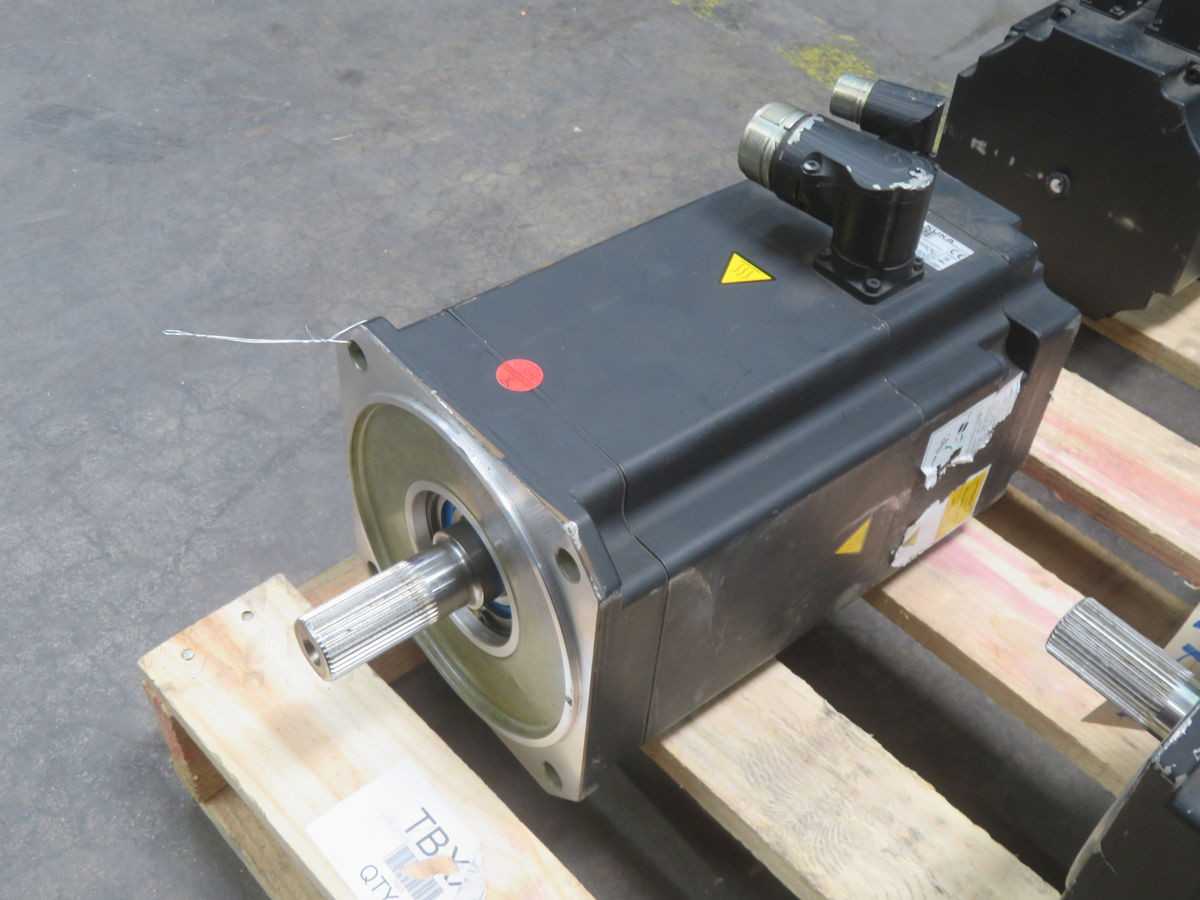 KUKA 1FK7105-5AY81-1YY3-Z S18 SERVO MOTORS, 8.3 KW POWER - SERVO