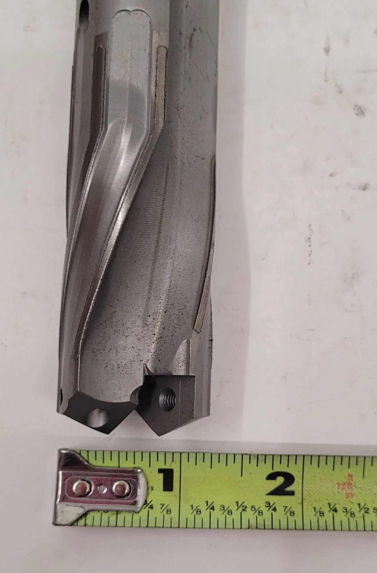 ALLIED MACHINE & ENGINEERING 6504-4137 DRILL BIT 2 FLUTES OAL: 9.5" FLUTE L: 6" SHANK DIA: 1.25" - MACHINING TOOLING & PARTS