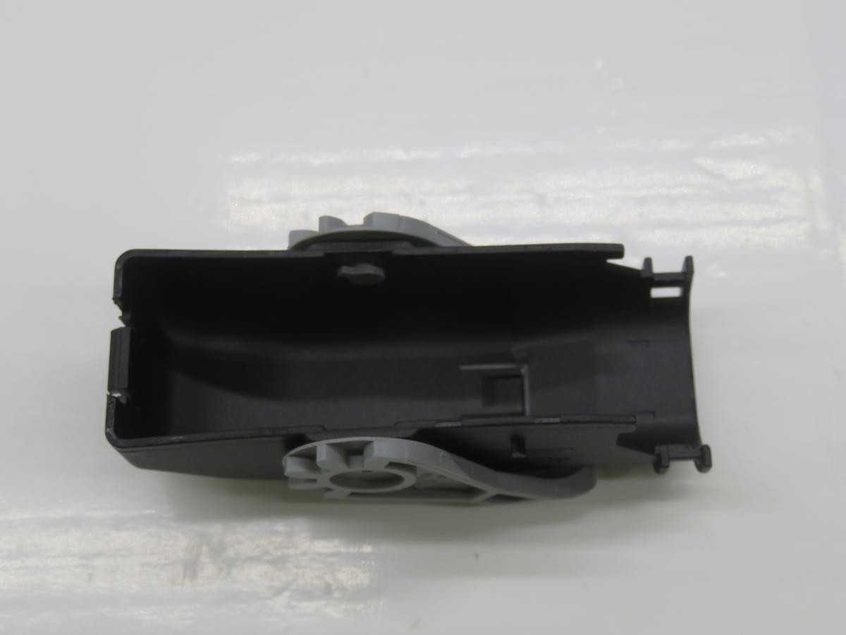 Lot of 200 Delphi 13964580 Automotive Connectors Cover - WORK POSITIONING