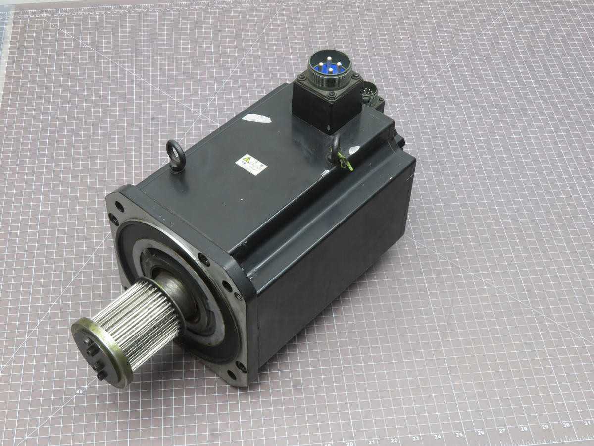 SANYO DENKI P60B2211KVXV22 SERVO MOTOR, 11.0 KW POWER, 70.0 NM TORQUE - SERVO MOTORS