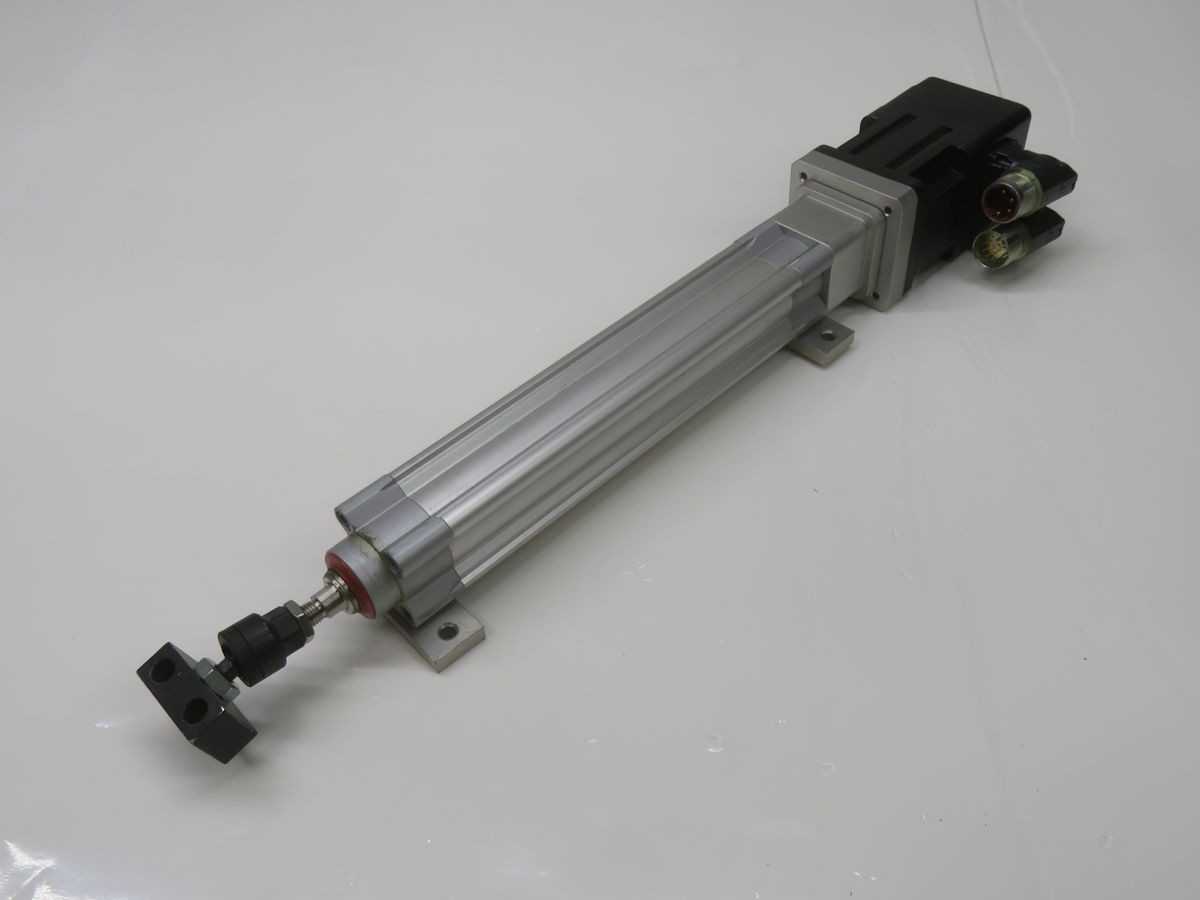 Allen Bradley MPL-A210V-VJ72AA Motor Mounted Actuator T268056 - GEAR REDUCERS Allen Bradley MPL-A210V-VJ72AA Motor Mounted Actuator T268056 - GEAR REDUCERS