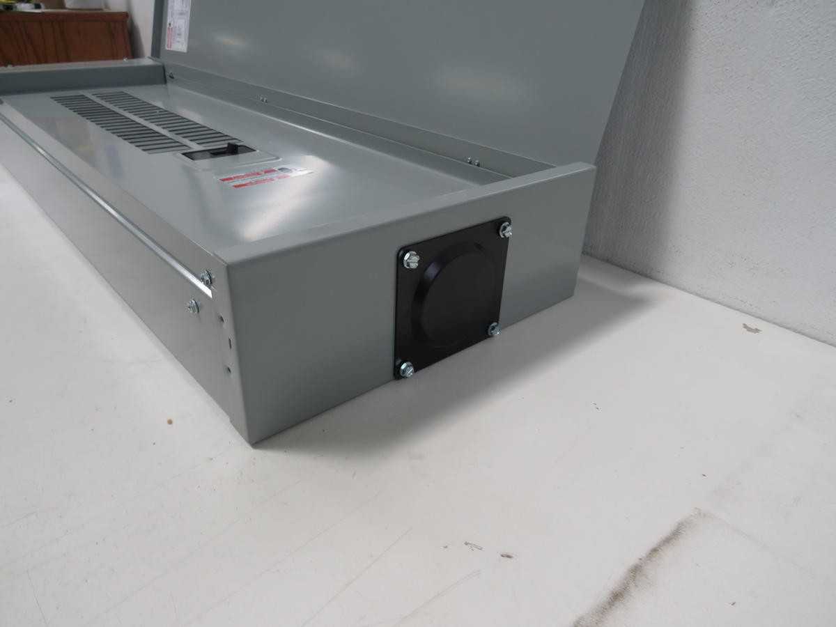 EATON BR4242B25R LOAD CENTER, 225A, 120/240V, 1PH, AL BUS, 42 CCT, 3 WIRE, 10 KAIC IR, NEMA 3R - CIRCUIT BREAKERS