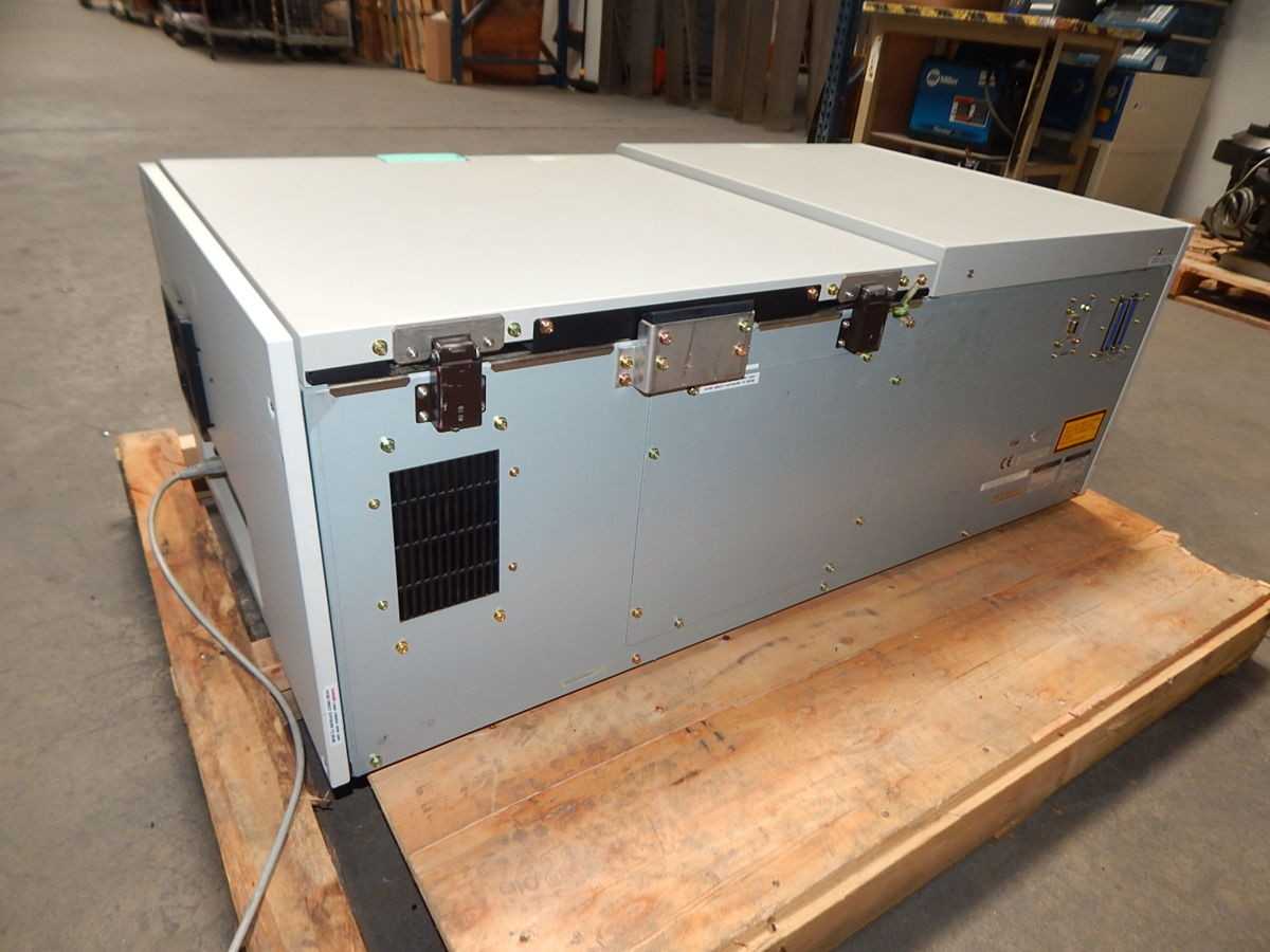FUJI FLA-3000R FLUORESCENT IMAGE ANALYZER - ANALYZER