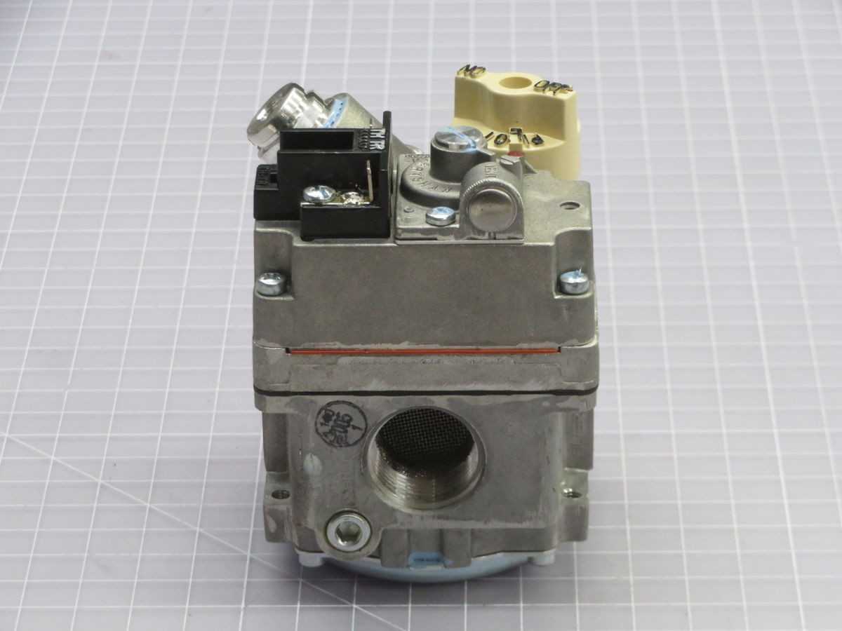 ROBERTSHAW 7000BER 481-501-517 GAS VALVE T262691 - VALVES