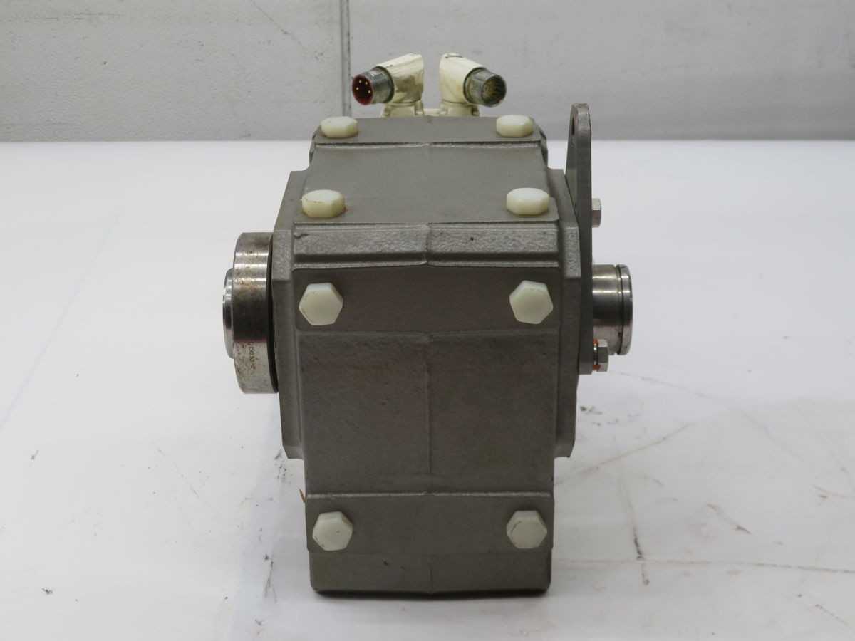 ALLEN BRADLEY MPF-B320P-MJ72BA K202WG046MT10B AC SERVO MOTOR WITH GEARHEAD T267427 - SERVO MOTORS