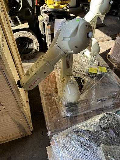 2022 KAWASAKI RS007L ARTICULATED ROBOT - 7KG PAYLOAD, 930MM REACH, F60 CONTROLLER - ARTICULATED ROBOTS