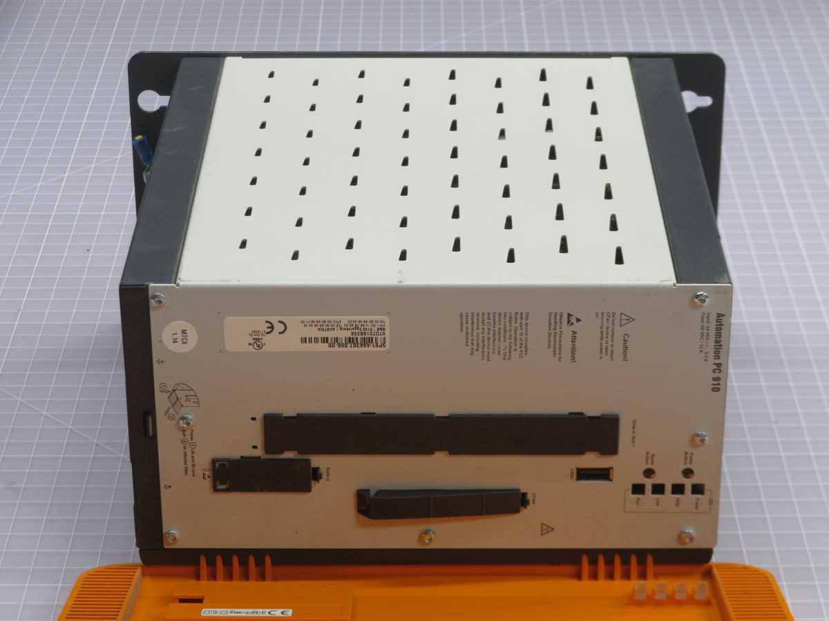 B&R 5PC910.SX02-00, CONTROLS PLCS, 2 PCI/PCIE SLOTS, 1 BUS PANEL OPT SLOT, 24 V DC POWER, WALL/PANEL MOUNT - PLC MODULES
