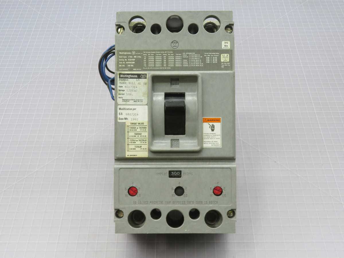 WESTINGHOUSE HLB2400F CB, 2 POLE, T-M TRIP, 400A CURRENT, 600VAC/250VDC VOLTAGE, 18KAIC INT. CAP - CIRCUIT BREAKERS