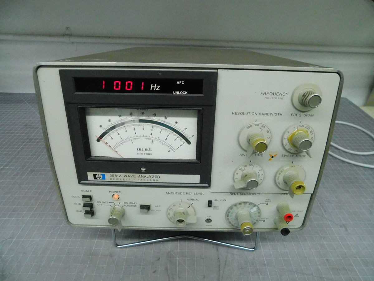 HP 3581A WAVE ANALYZER M6776 - SIGNAL CONDITIONERS