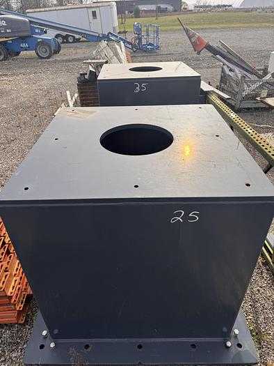 2023 ROBOT RISER - 48" HEIGHT, 47"X47" STEEL SURFACE - DURABLE & RELIABLE - ROBOT PARTS