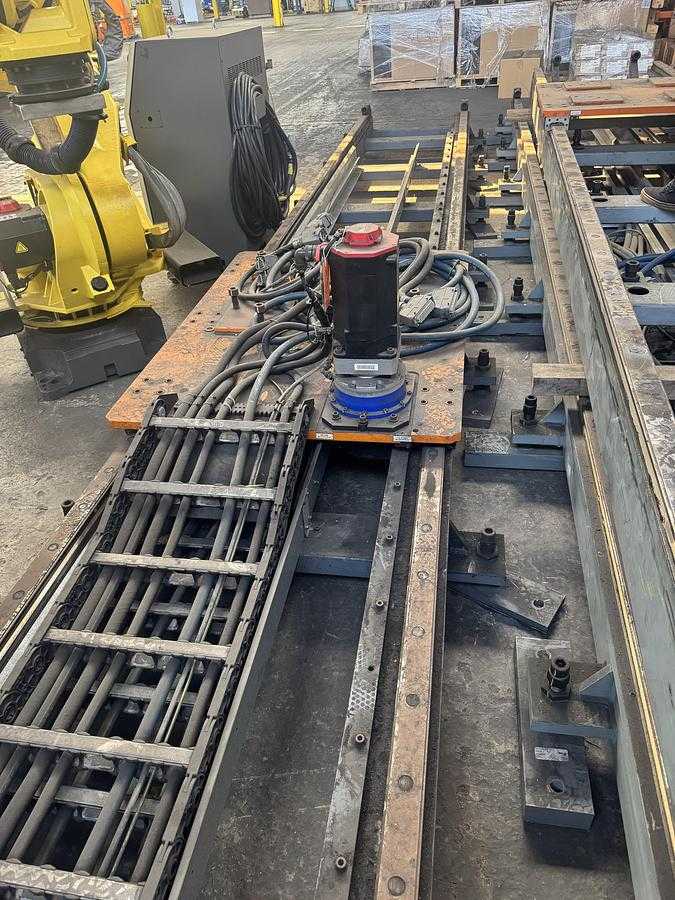 FANUC M-900 GEN VI RTU, 28FT, 280-700KG, AC SERVO, RACK & PINION, 6-AXIS, 0.1MM REPEATABILITY - INDUSTRIAL ROBOTS