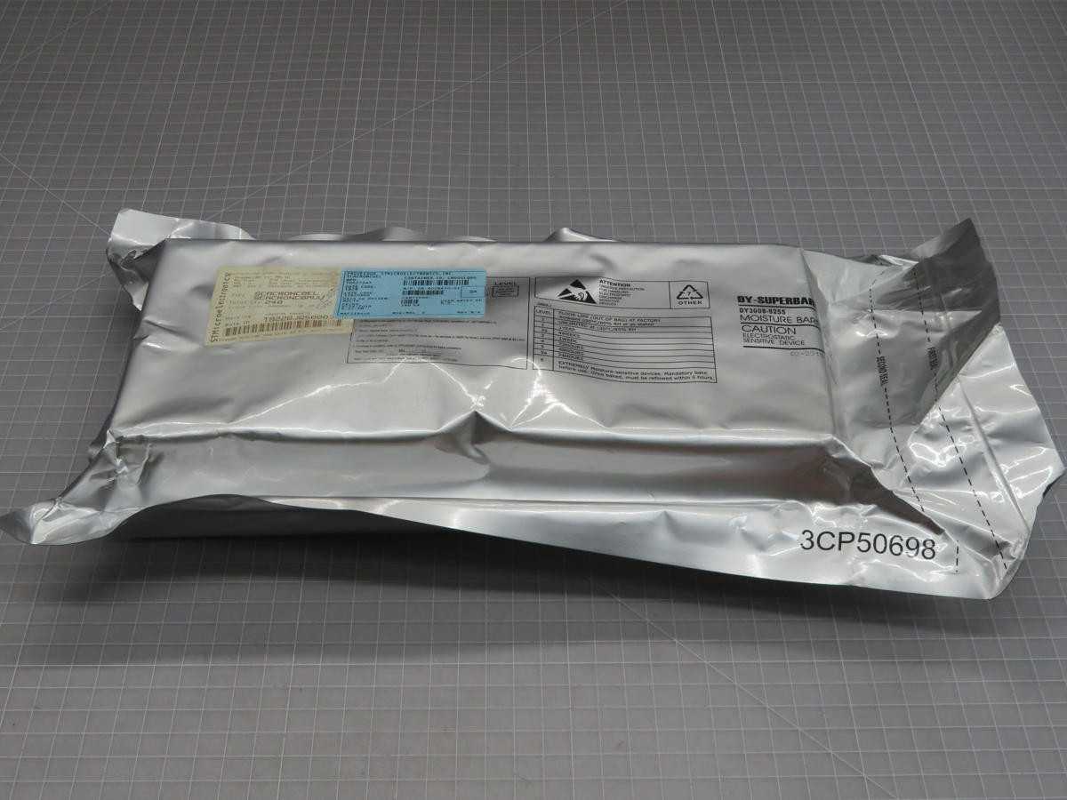 LOT OF 240 STMICRO ELECTRONICS SCACRONCOEL - ELECTRONIC COMPONENTS