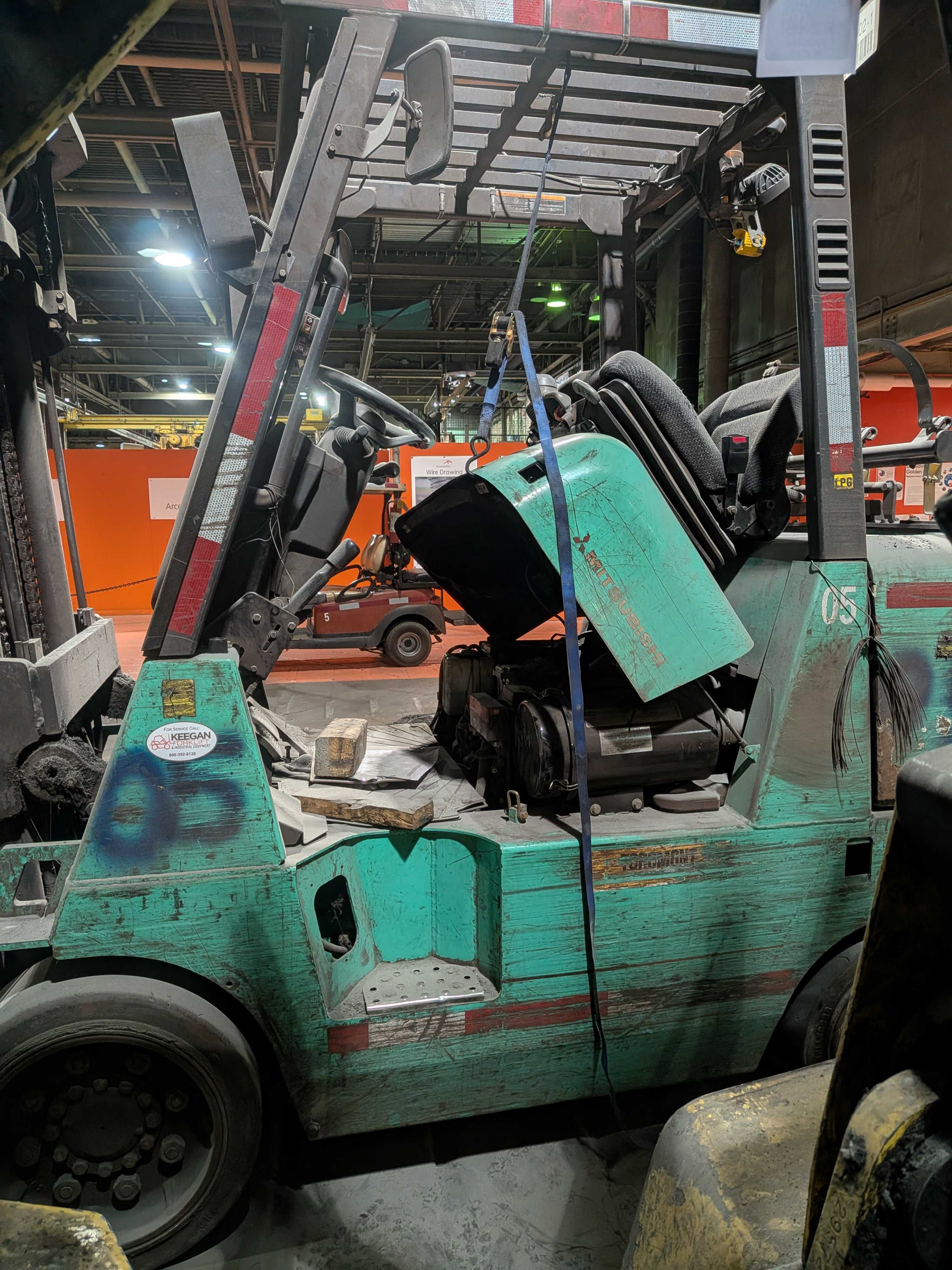 Mitsubishi FGC40K Forklift, 8000lbs Capacity, Lp Gas, 4.3L V6, 183in Max Lift, Cushion Tires - SIT-DOWN FORKLIFTS