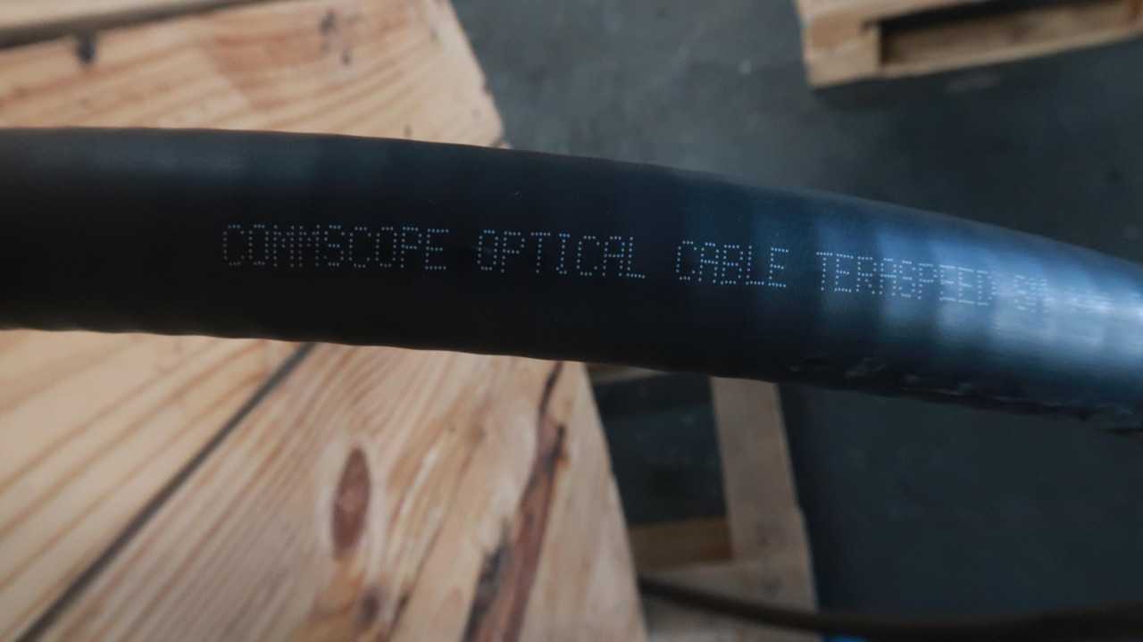 COMMSCOPE P-096-MZ-8W-F12BK, SM FIBER CABLE, 96 FIBER COUNT, OS2, OFCP, 20.3 MM OD - FIBER OPTIC CABLE