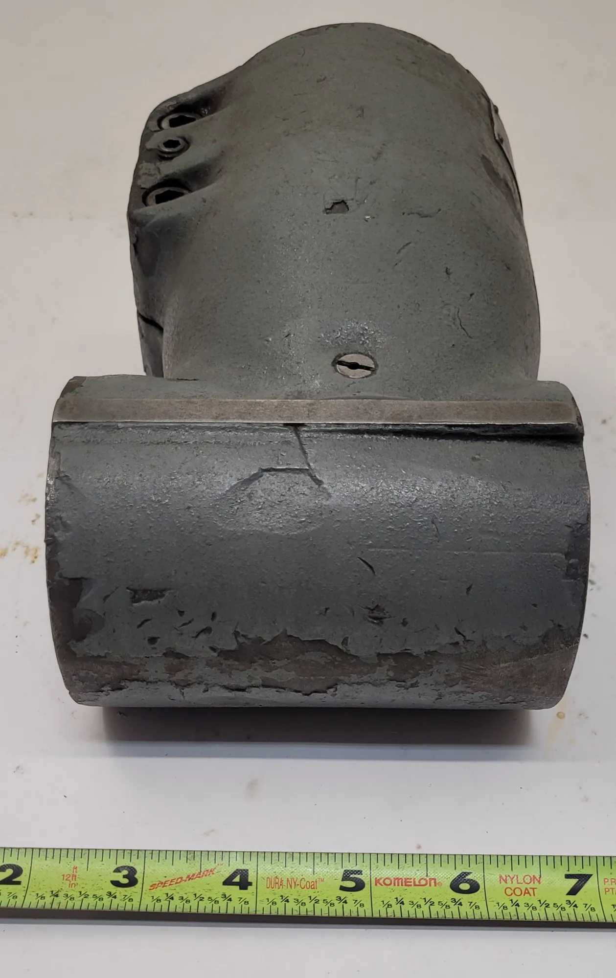 BRIDGEPORT RIGHT ANGLE HEAD WITH 3.39 INCH BOTTOM HOLE, 5" W, 8.25" H - MACHINING TOOLING & PARTS