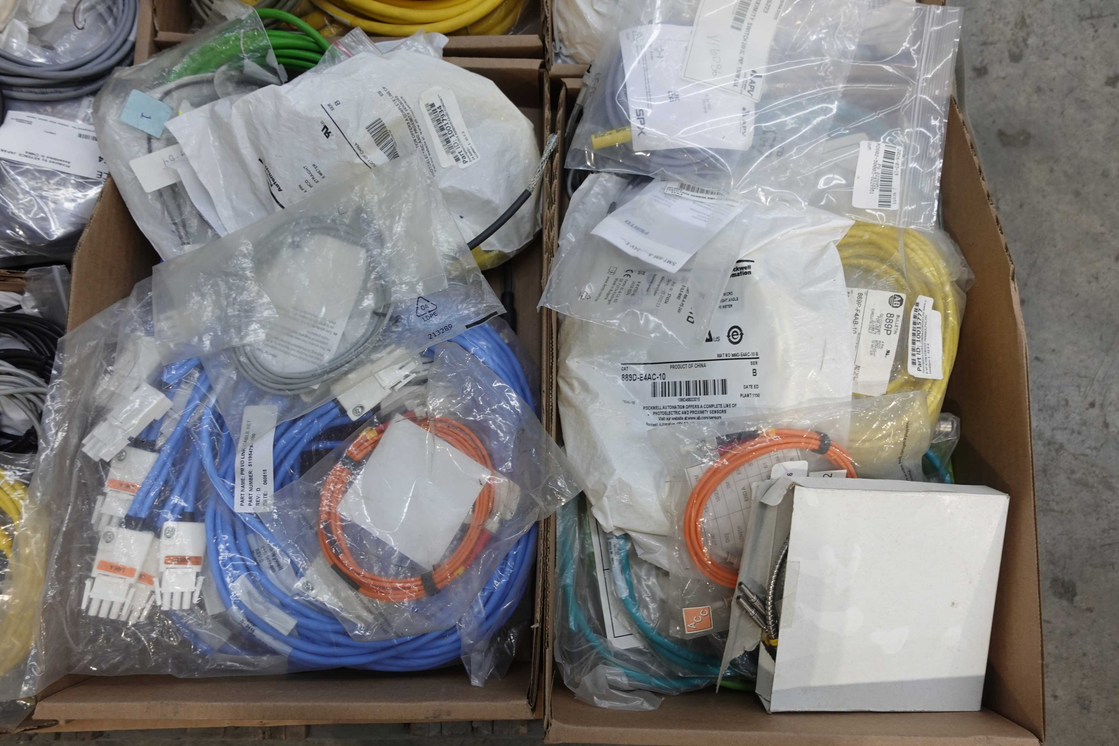 SKU 1769257 - 3 PALLETS OF ASSORTED CORDSET CABLES - CORDSET CABLES