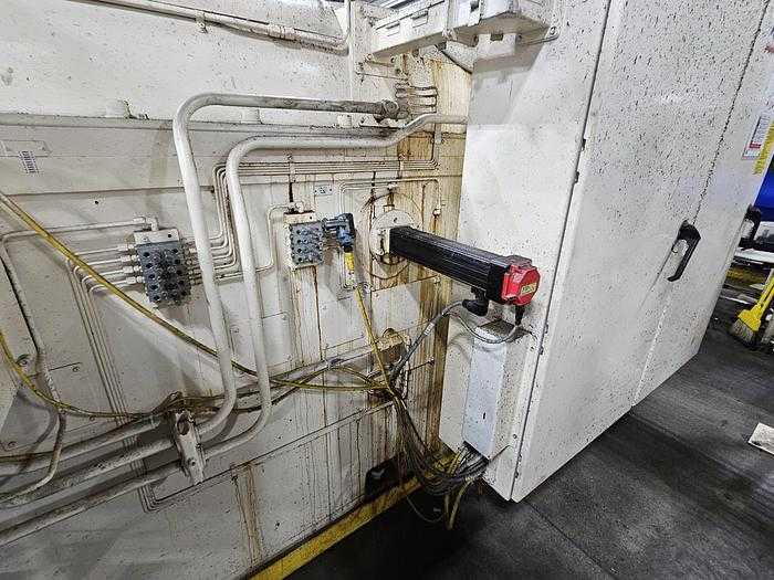 1990 Rotoflo Model 250 Spline Roller, 36in Rack, 25 HP, FANUC 35I Control, M-10iA Robot Loader - METAL FABRICATION
