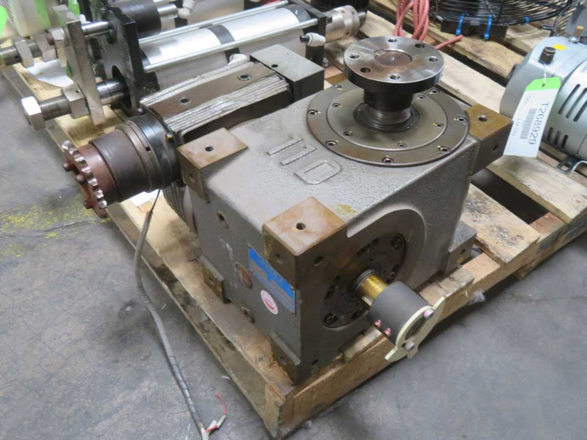 SANKYO SANDEX 11D-04152R-SR3A1 PRECISION INDEXING DRIVE T268934 - GEAR REDUCERS