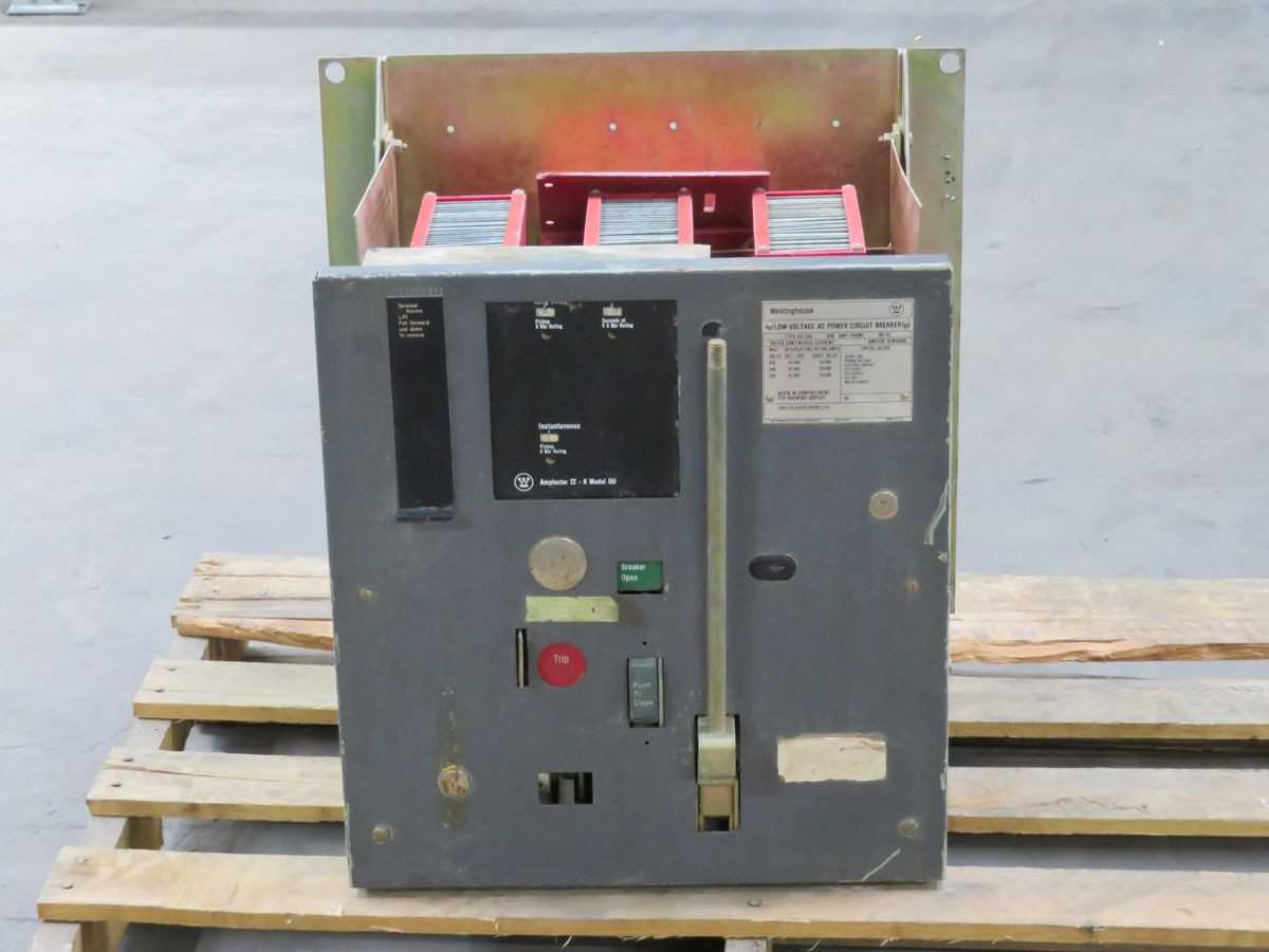 WESTINGHOUSE DS-206 LV CB, 3-POLE, 600 VAC VOLTAGE, 60 HZ FREQUENCY, 800 AMP CURRENT - CIRCUIT BREAKERS