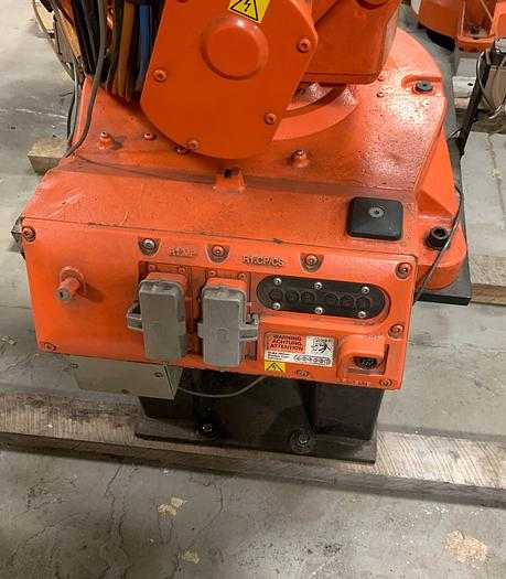 2007 ABB IRB 2400/16 ROBOTIC ARC WELDING CELL, 16 KG PAYLOAD, 1500 MM REACH, IRC5 CONTROLLER - ARTICULATED ROBOTS