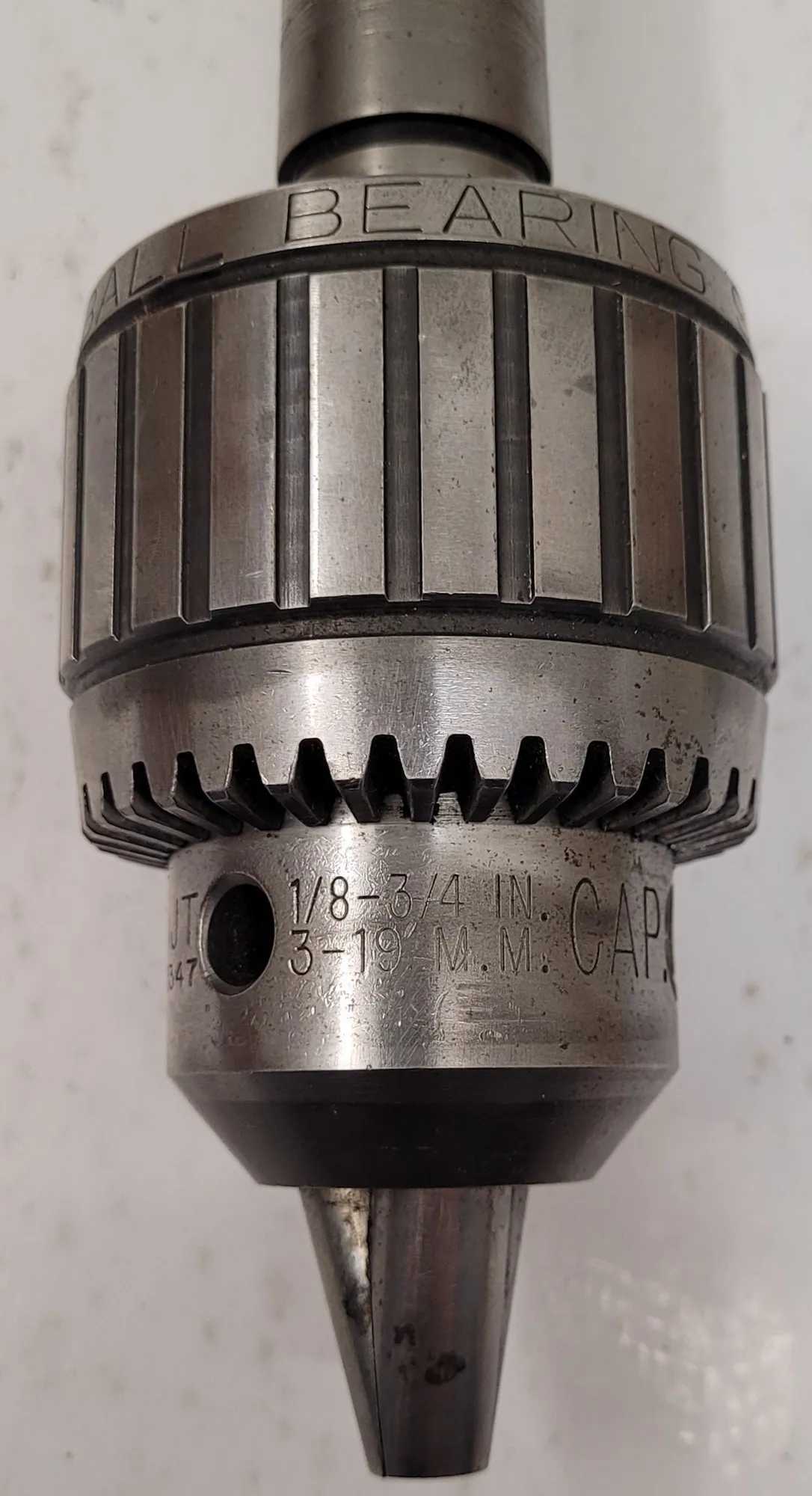 JACOBS 18N BALL BEARING SUPER CHUCK W/ #4MT ARBOR (1/8-3/4IN CAPACITY) - MACHINE TOOLING