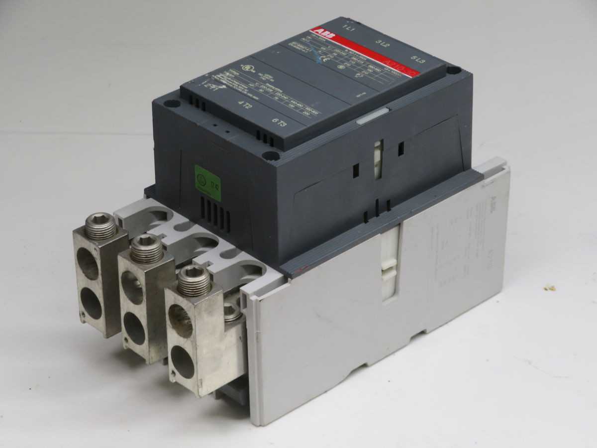 ABB A210-30 CONTACTORS, 3-POLE, 210 A AC-3, 110 KW AC-3, 690 V MAX, 10 V AC COIL - CONTACTORS