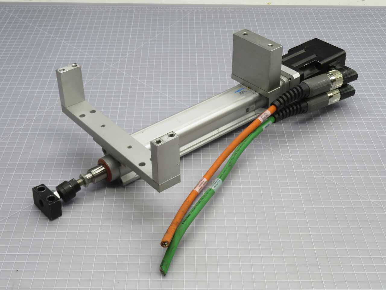 FESTO ESBF-BS-32-150-10P-CS 23267355 ELECTRIC ACTUATOR T269437 - PNEUMATIC CYLINDERS & ACTUATORS