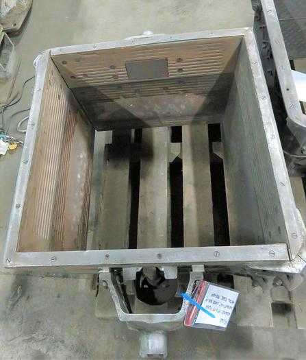 ADAMS FOUNDRY FLASK POP-OFF/EASY-OFF 19X19X14IN WOOD 5DEG TAPER 90DEG CORNERS - METAL FABRICATION