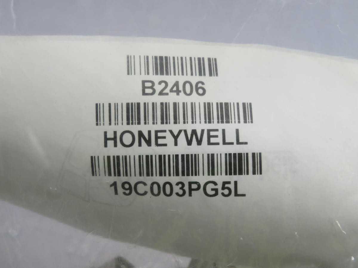 LOT OF 14 HONEYWELL 19C003PG5L SENSOR 3PSIG 1/4"NPT 0.1V - SENSORS