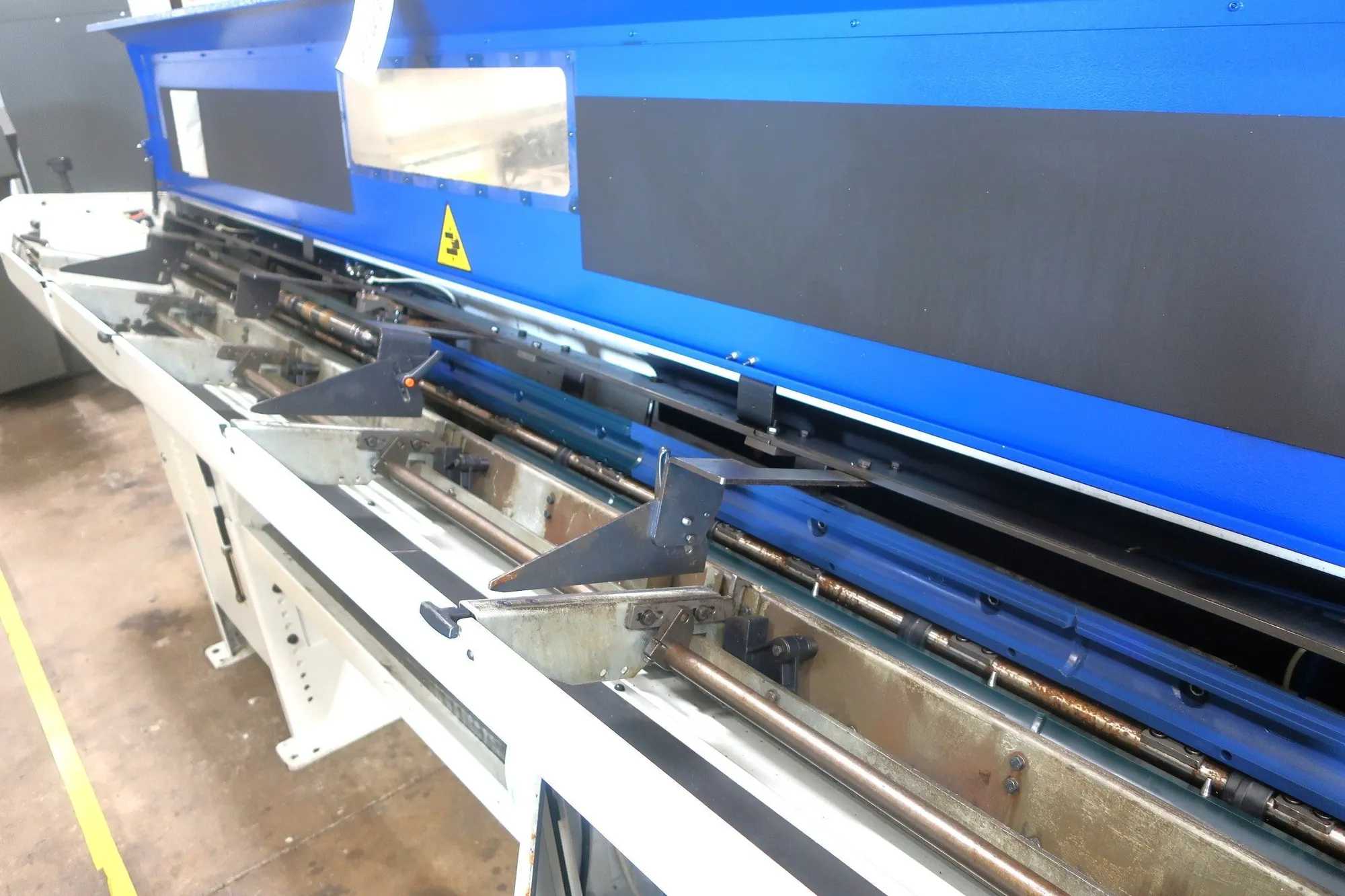 2006 IEMCA BOSS 545 BAR FEEDER - 5-42MM CAPACITY, 3200MM LENGTH, 1770 IPM SPEED - BAR FEEDERS
