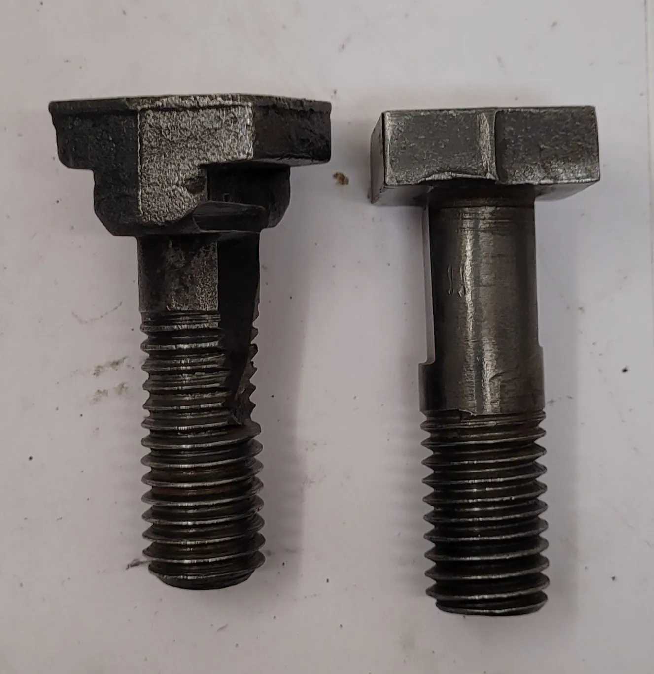 LW CHUCK 8V3 SWIVEL BASE FOR VISE - MACHINE TOOLING
