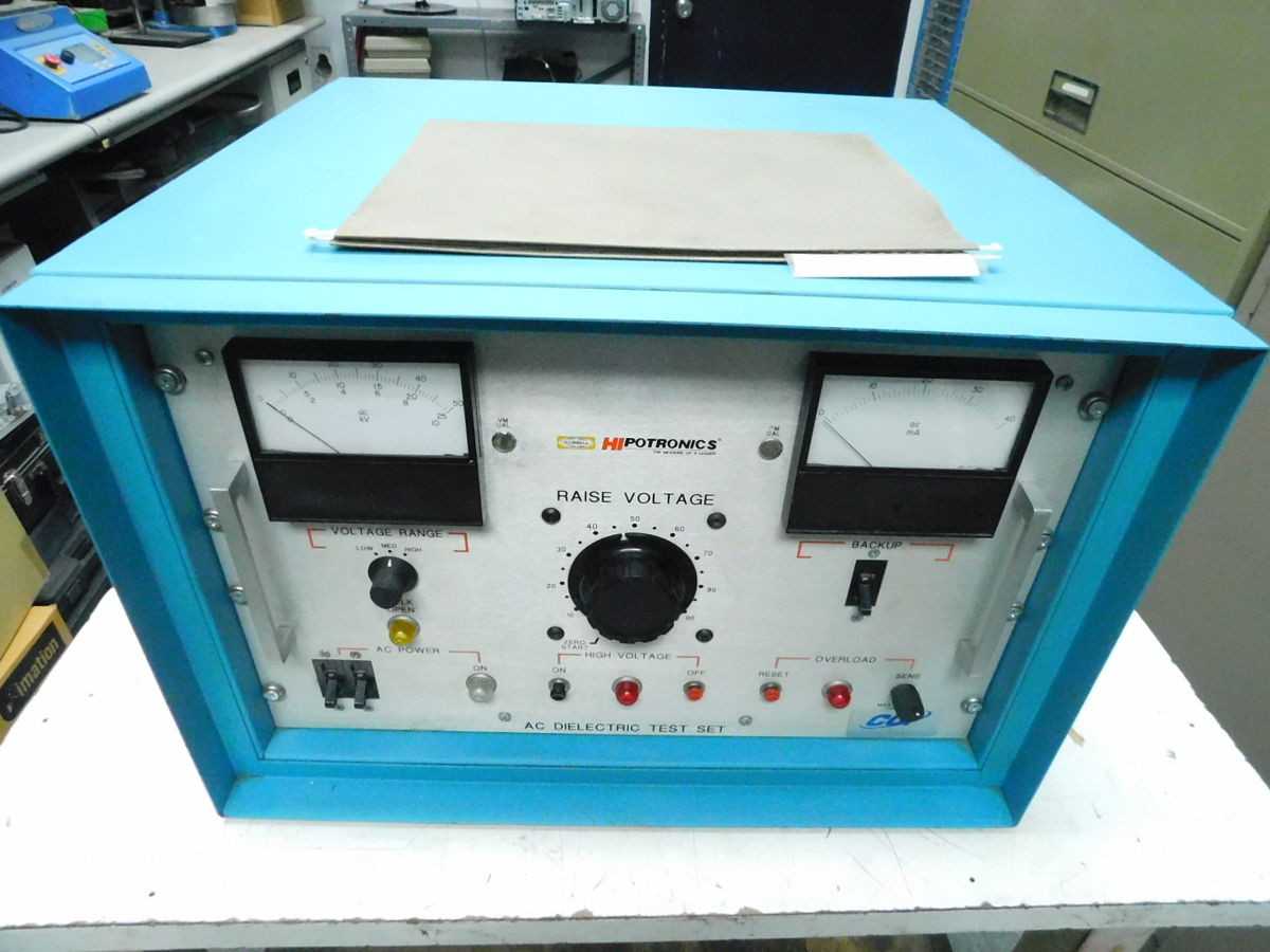 HIPOTRONICS 750-2-A AC DIELECTRIC TEST SET (JUST CONTROL) M7324 - VOLTAGE TESTER