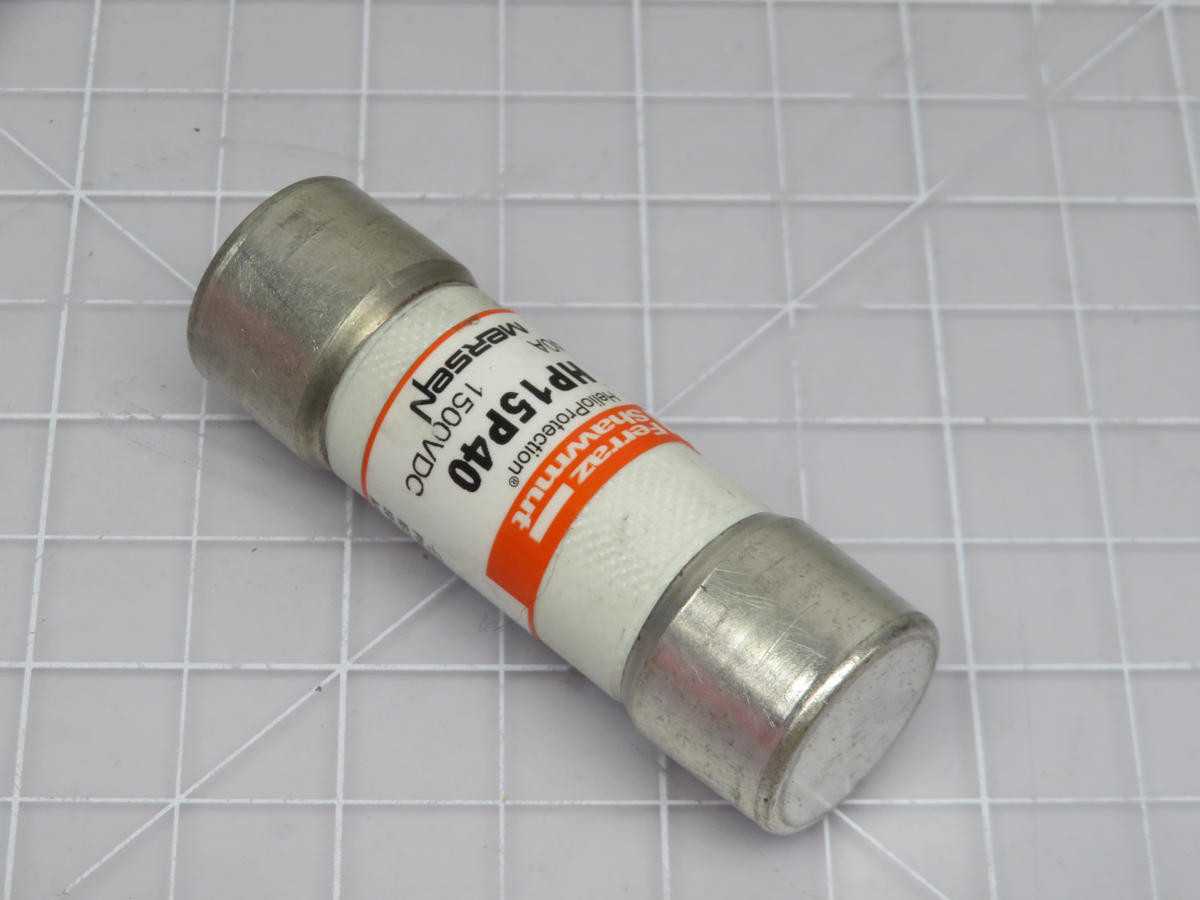 LOT OF 60 MERSEN HP15P40 HELIO PROTECTION FUSE - FUSES