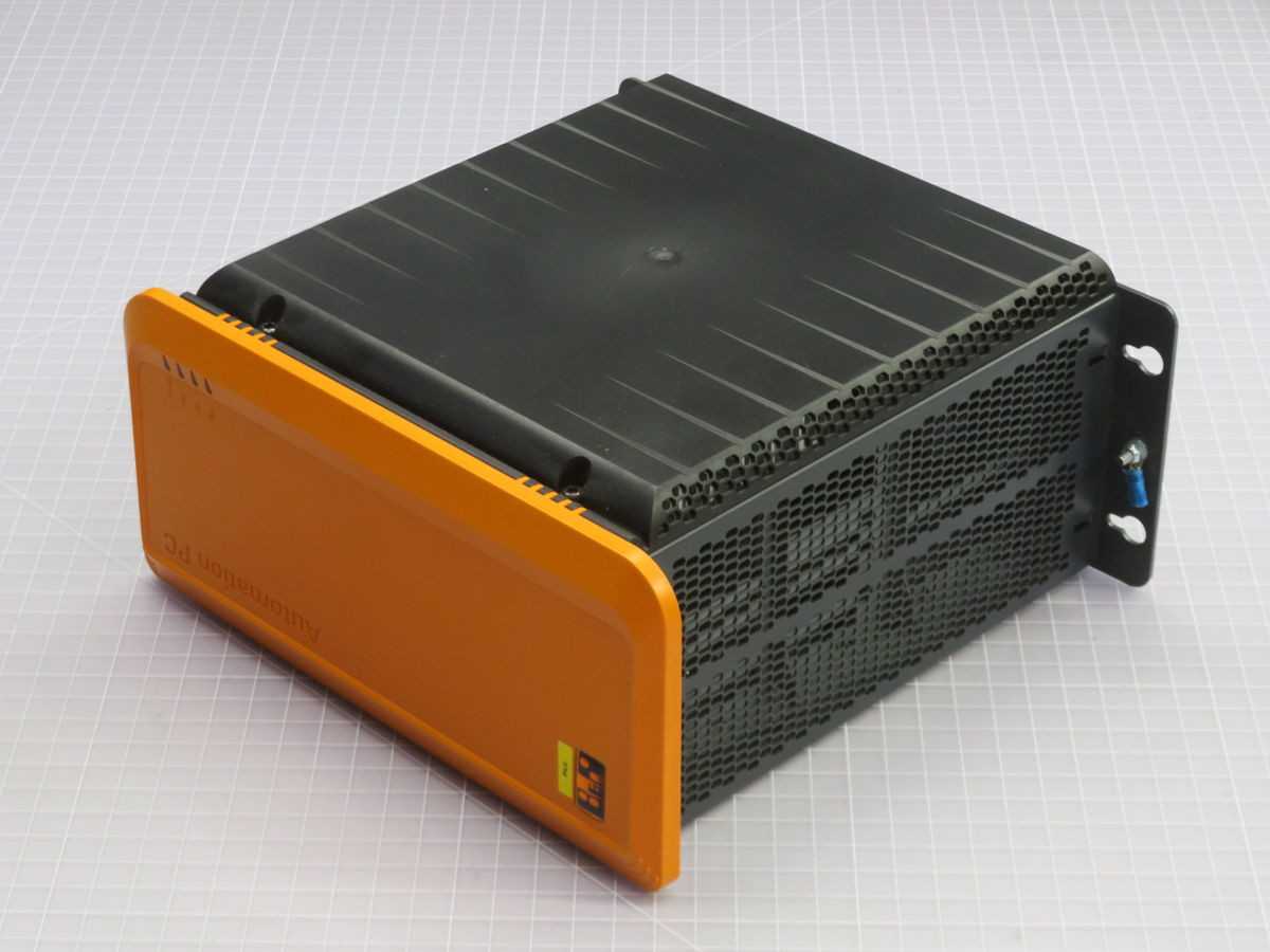 B&R 5PC910.SX02-00, CONTROLS PLCS, 2 PCI/PCIE SLOTS, 1 BUS PANEL OPT SLOT, 24 V DC POWER, WALL/PANEL MOUNT - PLC MODULES