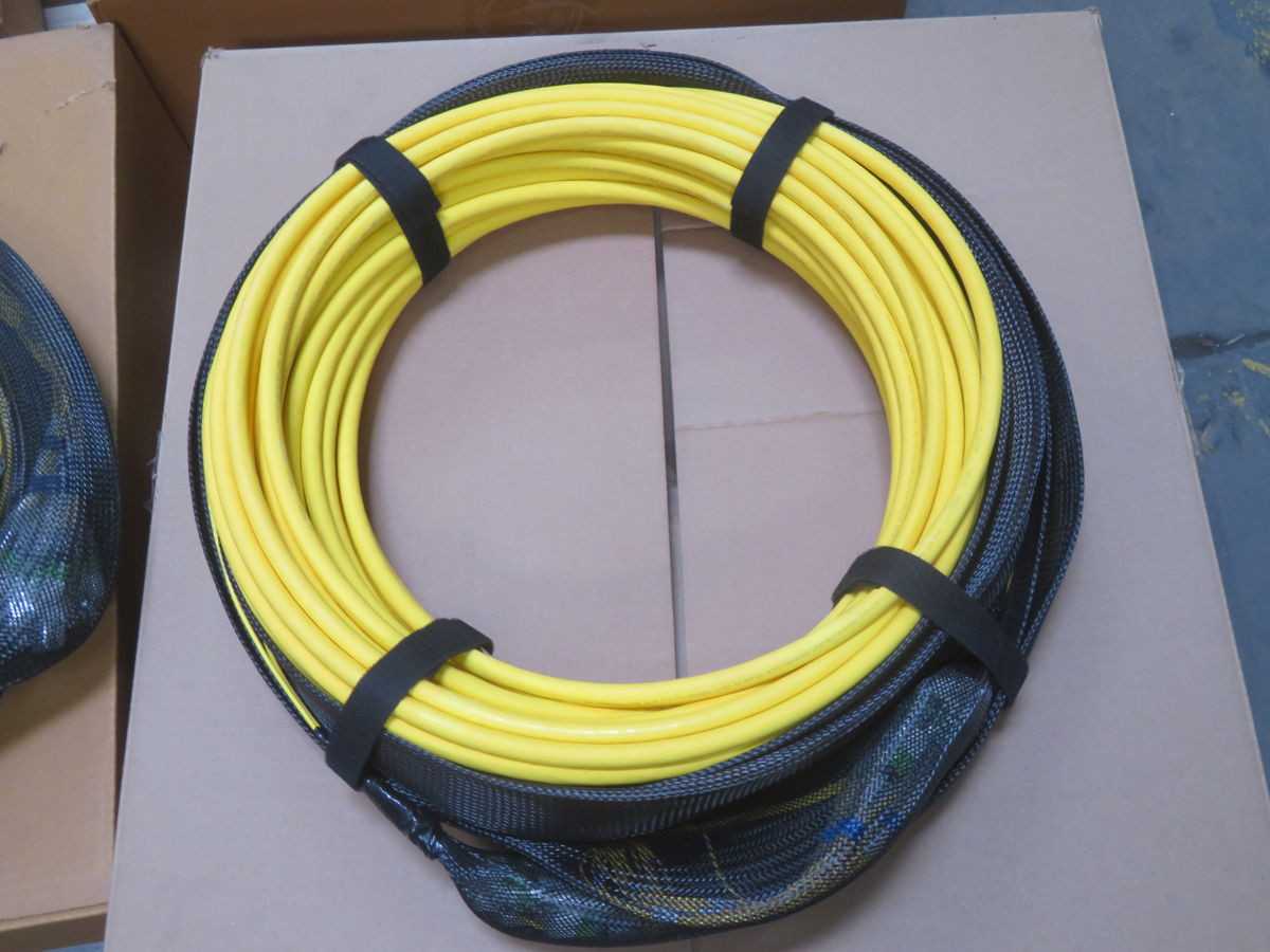 Commscope UJGQPQPTM-JKF169 High-Density 144-Fiber Singlemode Trunk T268340 - FIBER OPTIC CABLE