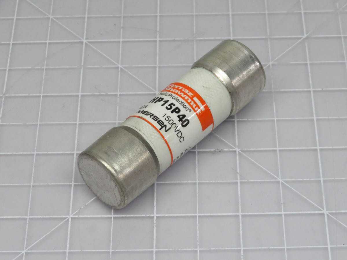 LOT OF 60 MERSEN HP15P40 HELIO PROTECTION FUSE - FUSES